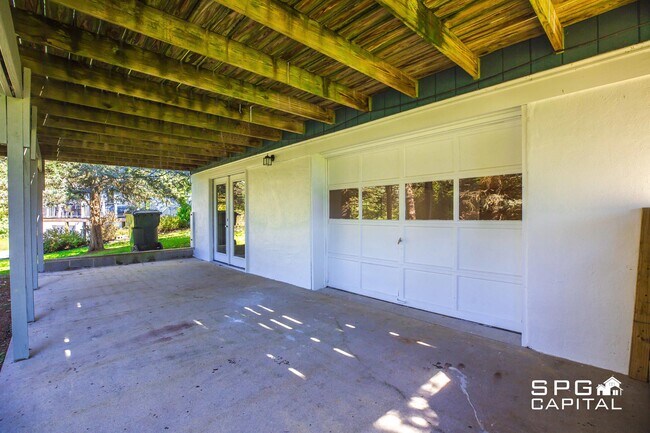 Building Photo - 15 Pemberton Dr