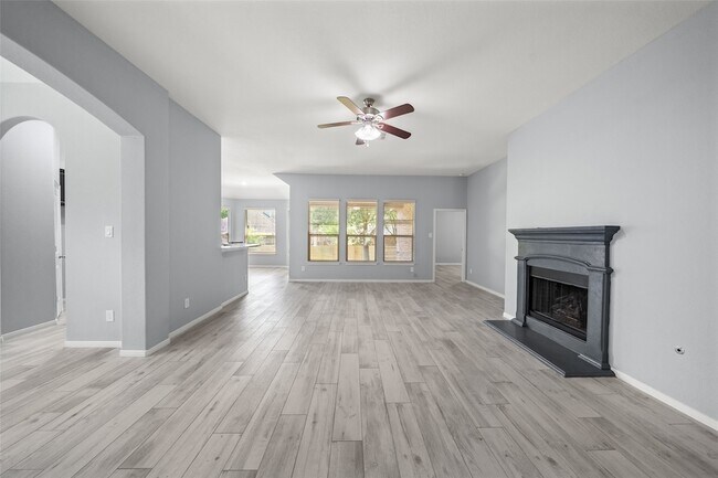 Building Photo - 2406 Winter Trail Dr