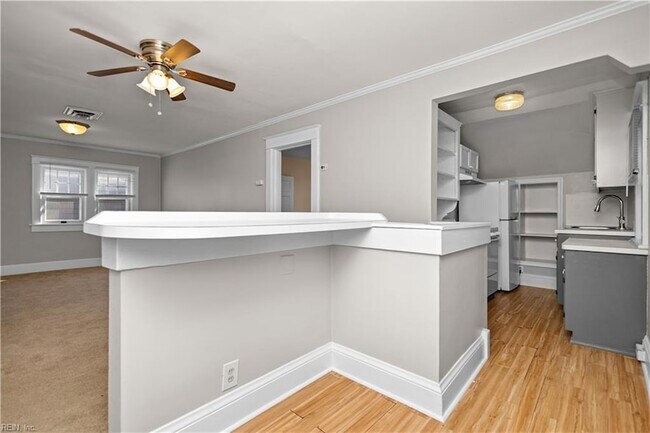 Building Photo - 437 Connecticut Ave