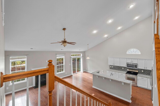 Building Photo - 10777 White Dogwood Dr