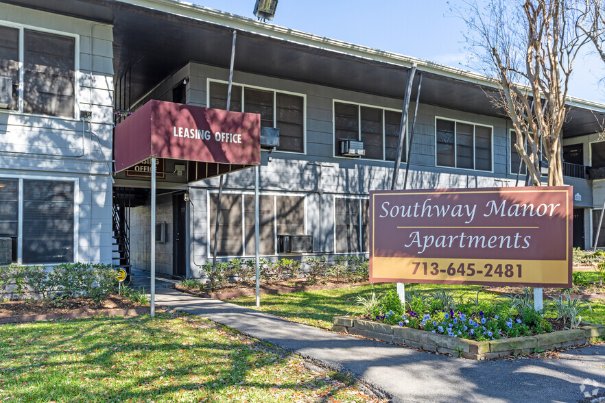 Primary Photo - Southway Manor Apartments