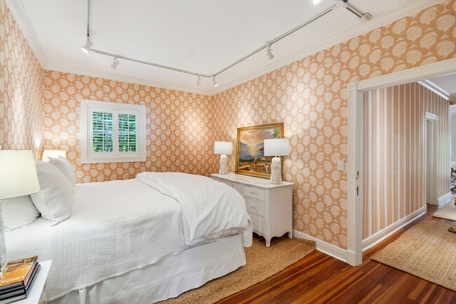 Building Photo - 151 S County Rd