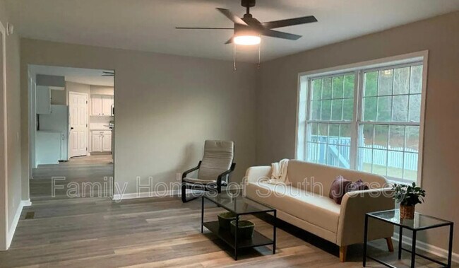 Building Photo - 25900 Country Meadows Dr