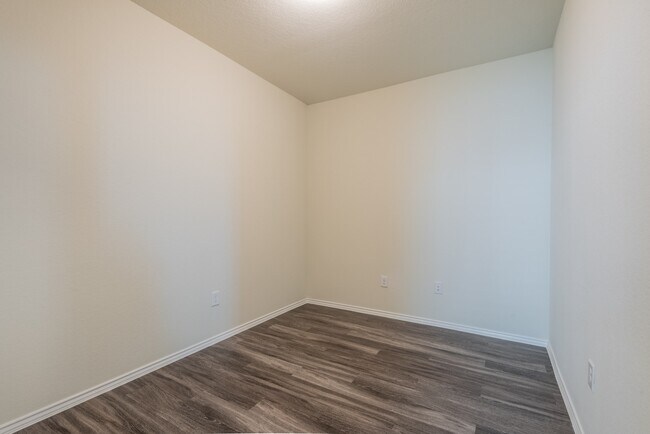 Building Photo - 5715 Pampus Prairie Rd