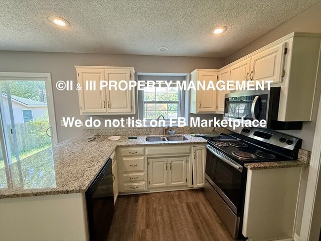Building Photo - 1317 N Ridge Pkwy
