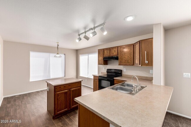 Building Photo - 12547 W Medlock Dr