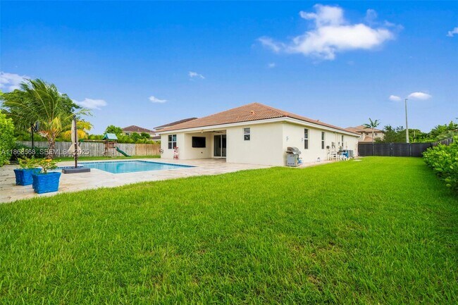 Building Photo - 12750 SW 225th St