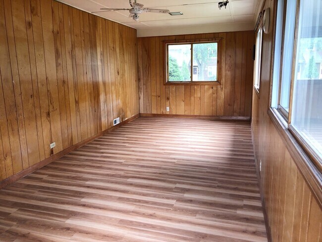 Bonus room! - 21 High St