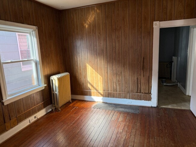 Building Photo - 702 Northside Ave