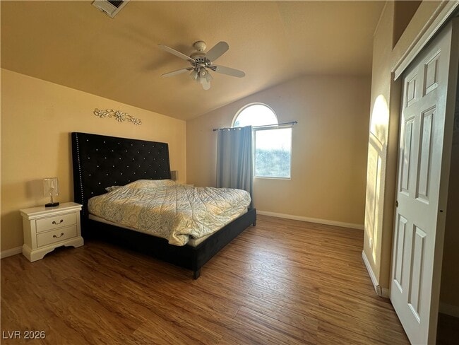 Building Photo - 8657 Keewatin Ct