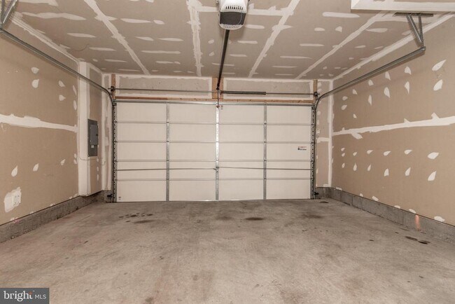 Building Photo - 25514 Feltre Terrace