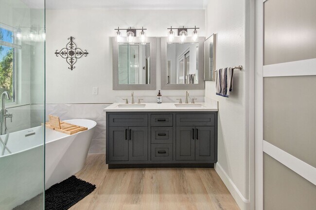 Building Photo - Newly Remodeled 4 Bedroom Aliso Viejo Home...
