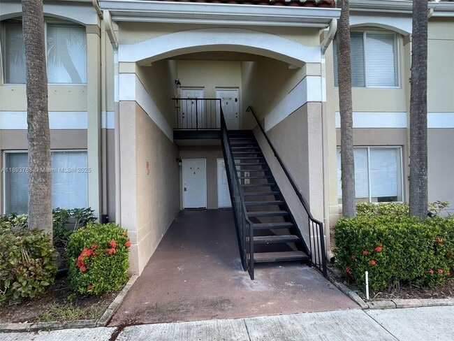 Building Photo - 815 Boynton Beach Blvd