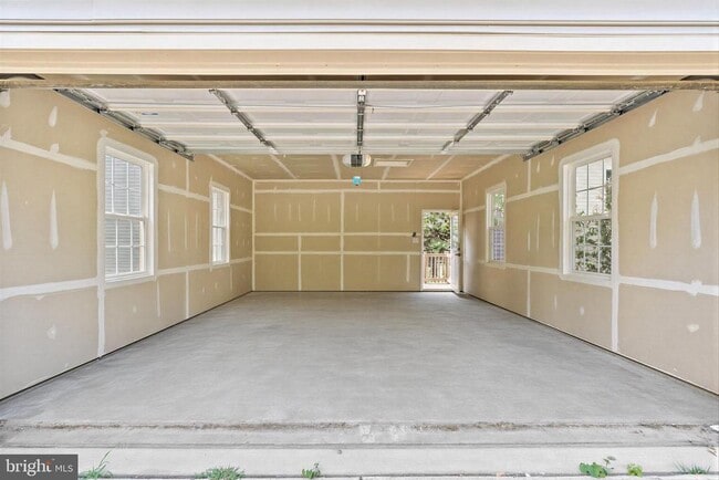 Building Photo - 13727 Port Commerce Ct