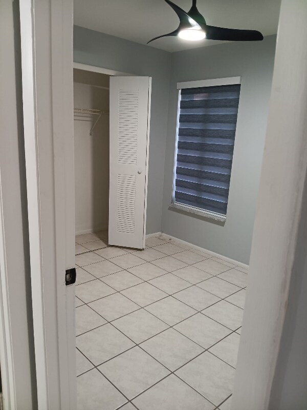 Building Photo - 2507 Matena Ave S