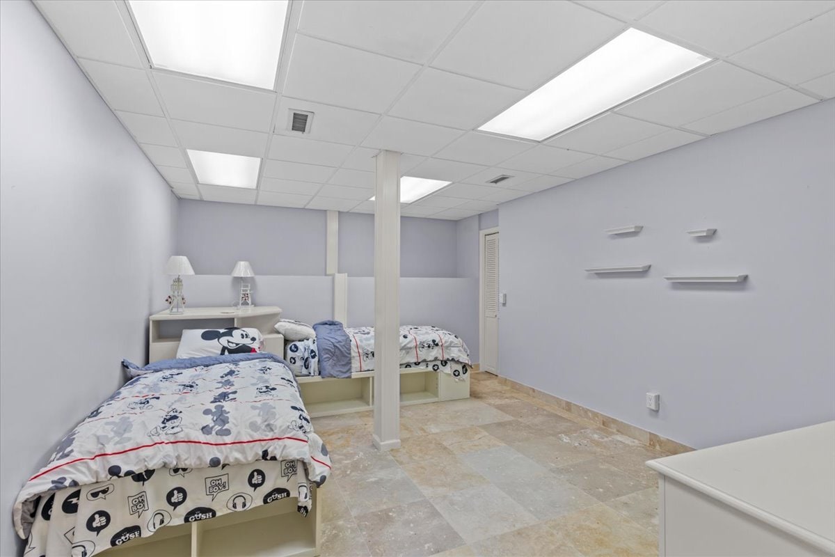 Building Photo - 200 Asphodel Dr