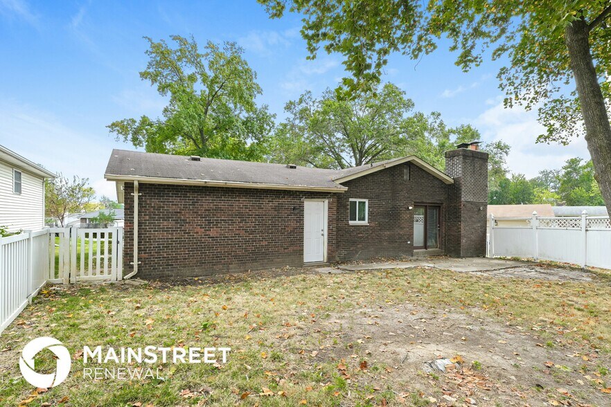 Building Photo - 1215 Dawn Valley Dr