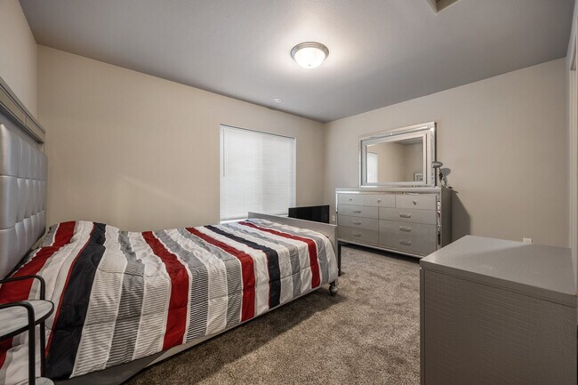 Building Photo - 316 Dawson Ln