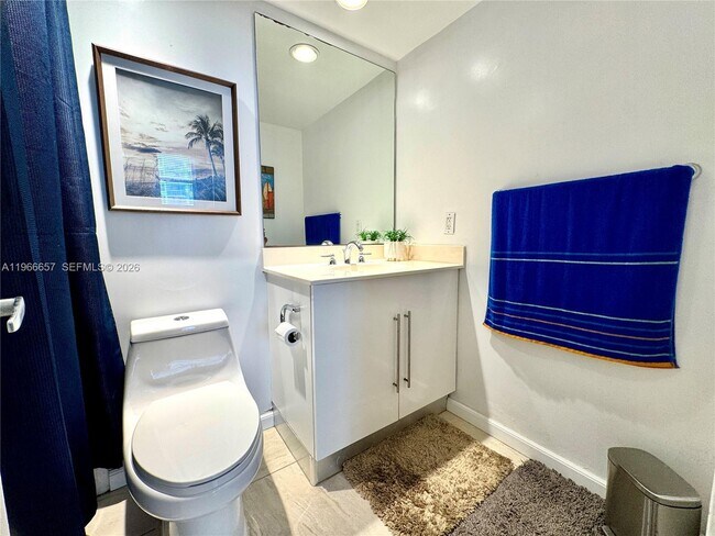 Building Photo - 3001 S Ocean Dr