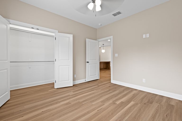 bedroom 2 - 225 S Pine St