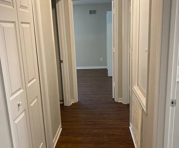 Building Photo - 1038 Westhaven Dr