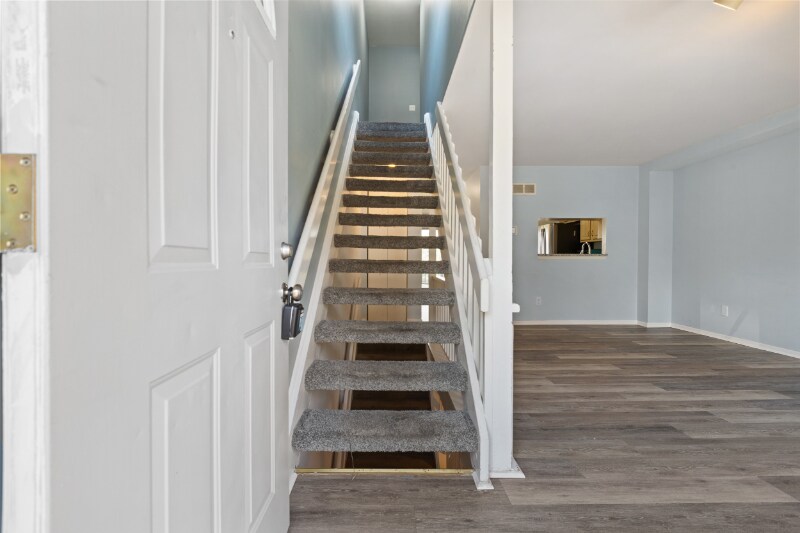 Building Photo - 4920 S Tupelo Turn