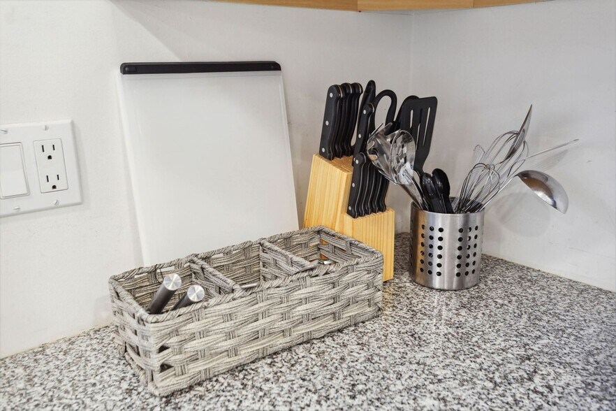 Building Photo - 3871 Murdock Ct