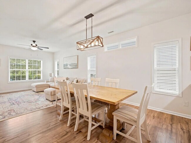 Building Photo - Lease OR Lease to Own