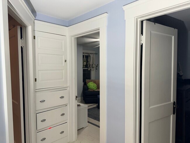 Building Photo - 2069 Elbur Ave