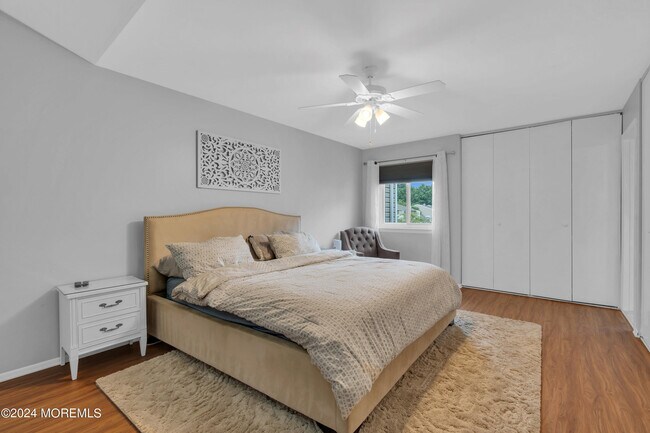 Building Photo - 8 Fern Ct