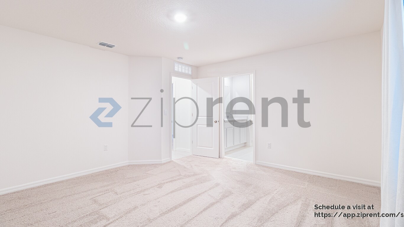 Building Photo - 619 Marion Oaks Blvd