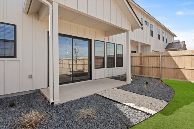 Building Photo - 6718 Abode Ave