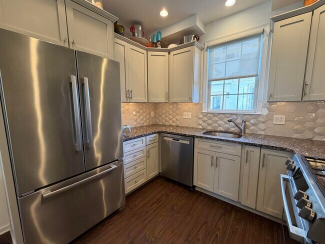 Building Photo - 26 S Coolidge Ave