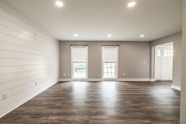 Building Photo - 151 Smokey Hollow Rd