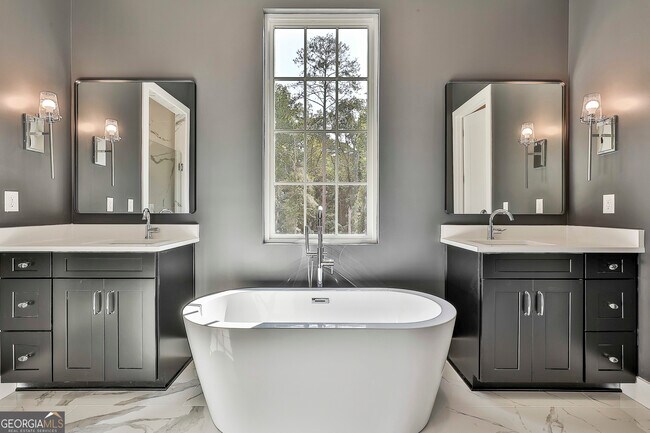 Building Photo - 940 Laurel Brooke Ave