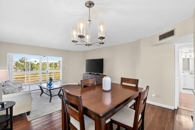 Building Photo - 3661 Via Poinciana