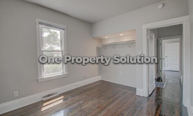 Building Photo - 2459 Jefferson St