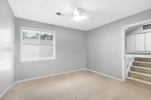 Building Photo - 155 Lakeview Ridge W