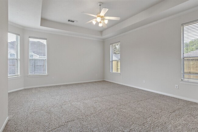 Building Photo - 2126 Fortuna Bella Dr
