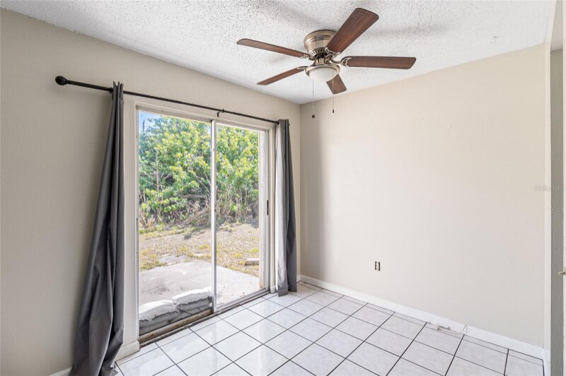 Building Photo - 10419 Kidron Ave