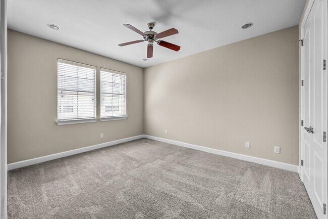 Building Photo - 14540 Vintage Preserve Pkwy
