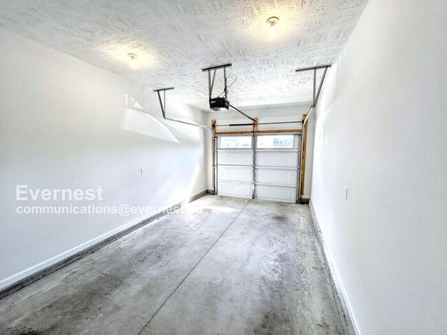 Building Photo - 233 Ansley Wy