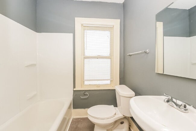 Building Photo - 2174 W 103rd St