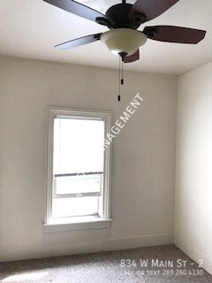 Building Photo - 834 W Main St