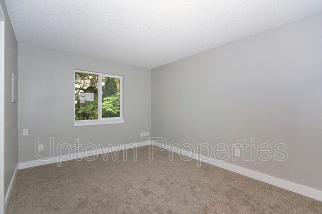 Building Photo - 19757 SW 68th Ave