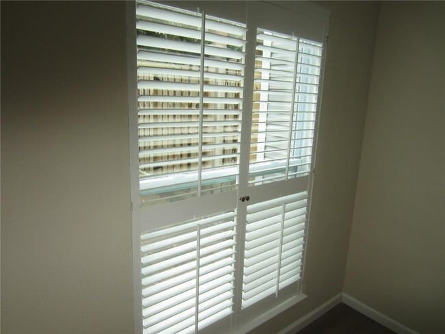 Building Photo - 4036 Oak Glenn Dr