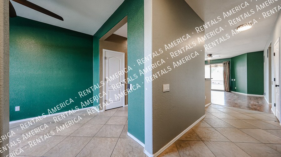 Building Photo - 11555 W Kinderman Dr