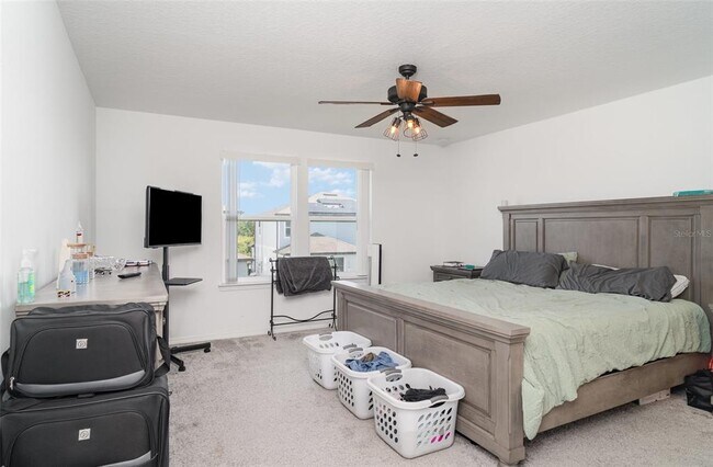 Building Photo - 465 Waterford Dr