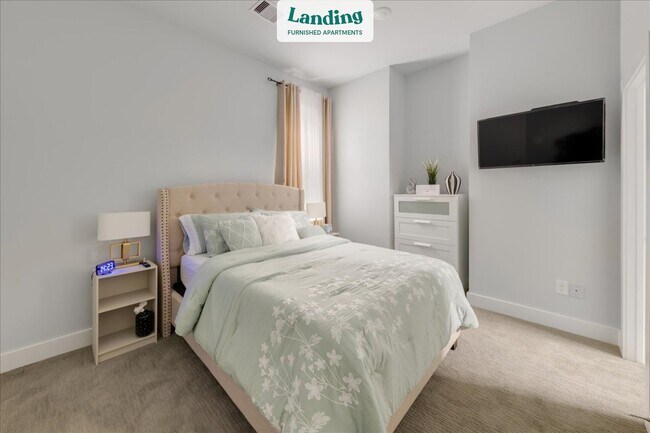 Building Photo - 5815 Fairdale Ln