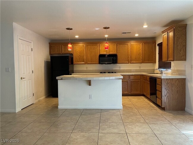 Building Photo - 9975 Willowbrook Pond Rd